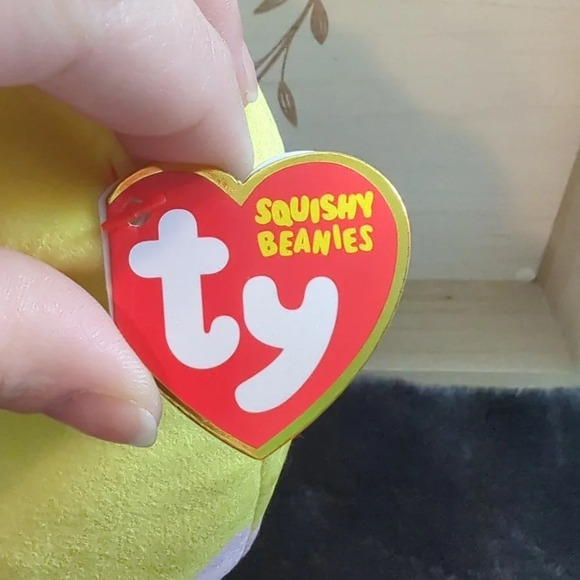 TY NWT Chick Squishy Beanies - Picture 3 of 6
